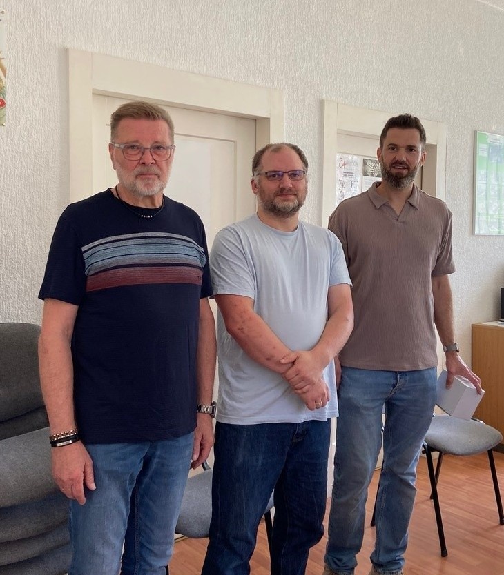 Auf dem Fotos sind Dietmar Leuninger, Torben Scherzer und Marcel Litfin zu sehen